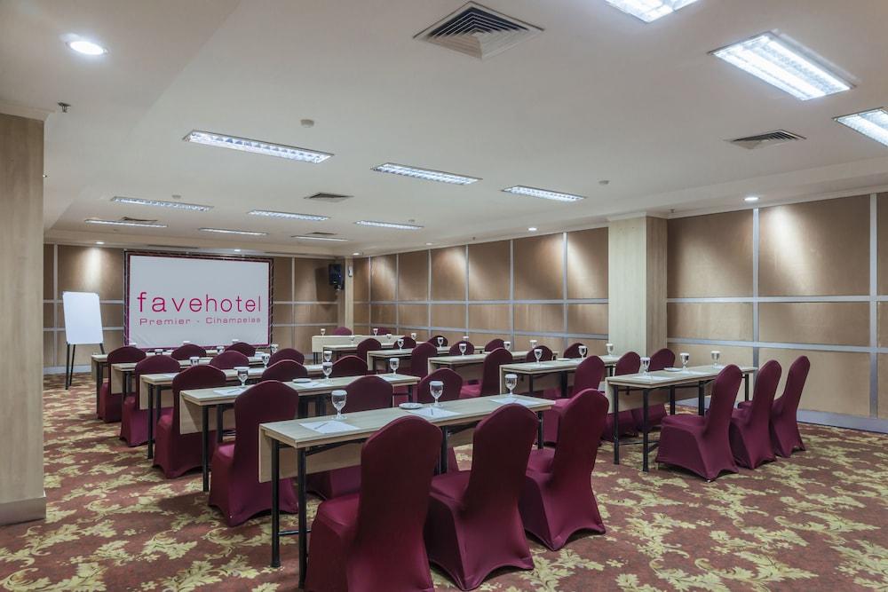 Favehotel Premier Cihampelas 3*