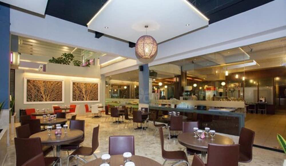 Favehotel Premier Cihampelas 3* Bandung