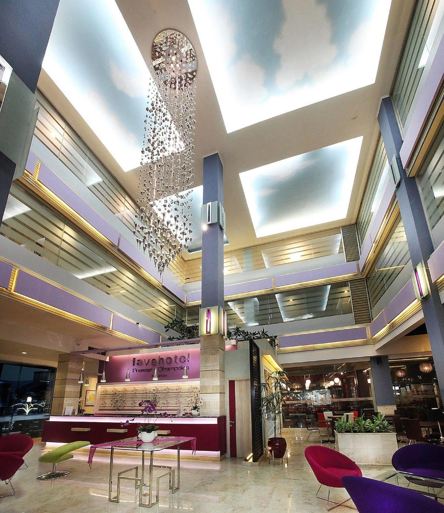 Favehotel Premier Cihampelas Hotel 3*